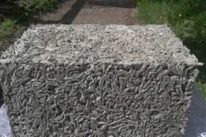 Кирпич арболитового блока 